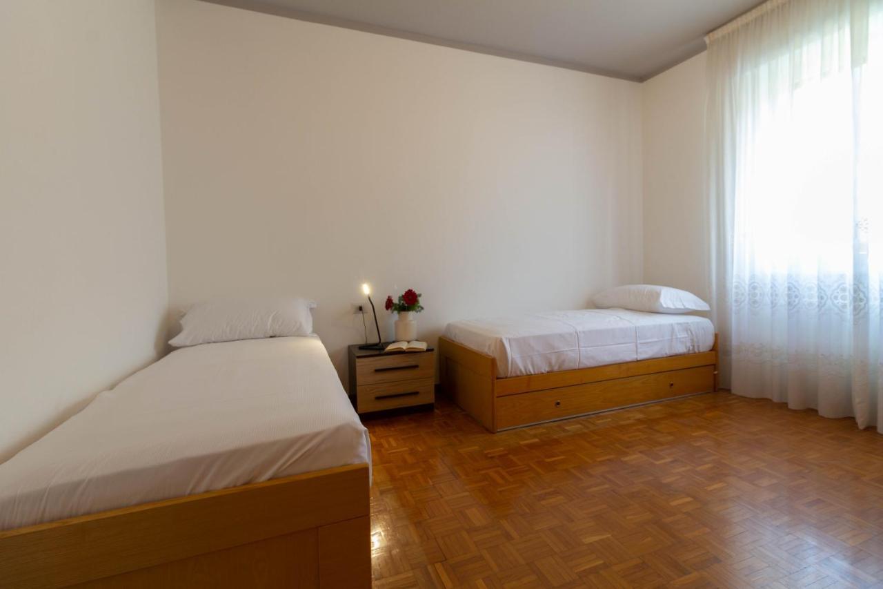 Mamma Ciccia Holiday Home - Casa Imperia Мандельо дел Ларио Екстериор снимка