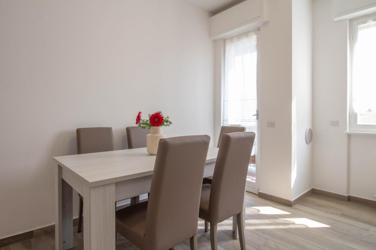Mamma Ciccia Holiday Home - Casa Imperia Мандельо дел Ларио Екстериор снимка