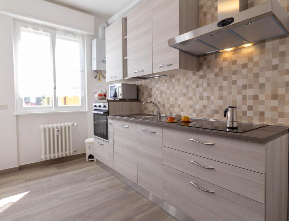 Mamma Ciccia Holiday Home - Casa Imperia Мандельо дел Ларио Екстериор снимка