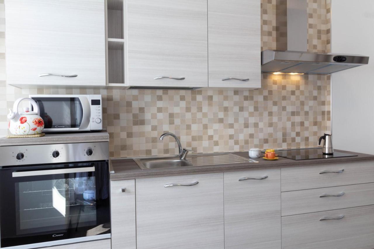 Mamma Ciccia Holiday Home - Casa Imperia Мандельо дел Ларио Екстериор снимка