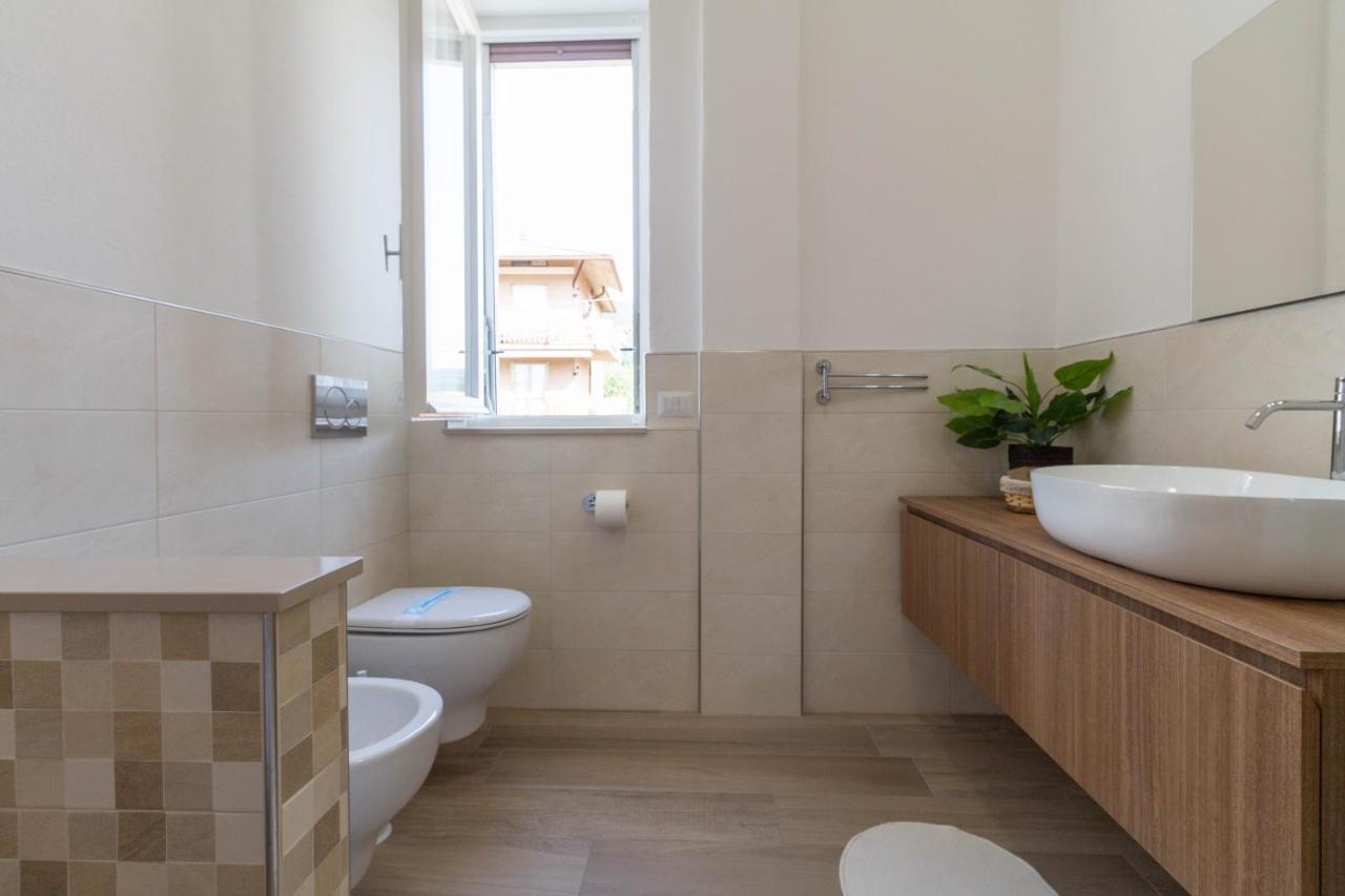 Mamma Ciccia Holiday Home - Casa Imperia Мандельо дел Ларио Екстериор снимка